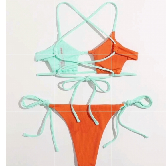 ROMWE Colorblock Cut Out Tie Side Bikini Swimsuit - Picture 7 of 11